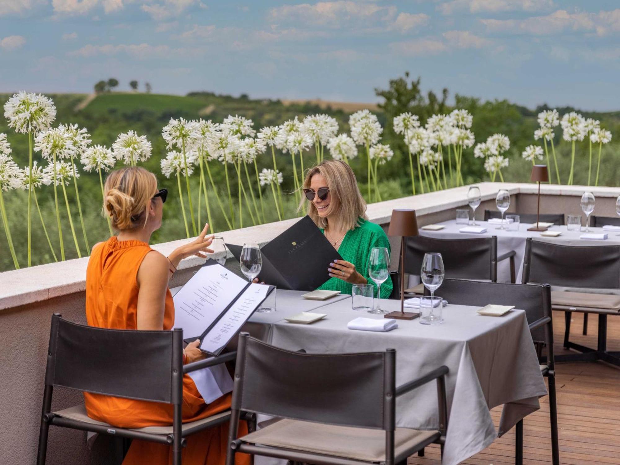 San Canzian Hotel & Residences - Small Luxury Hotels Of The World Buje Exterior photo